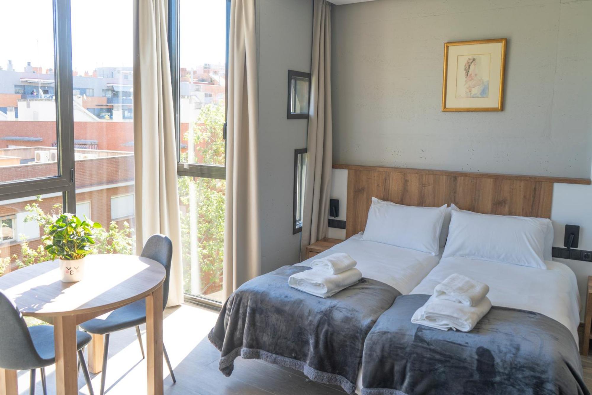 Monturiol Apartaments Barcelona Rom bilde