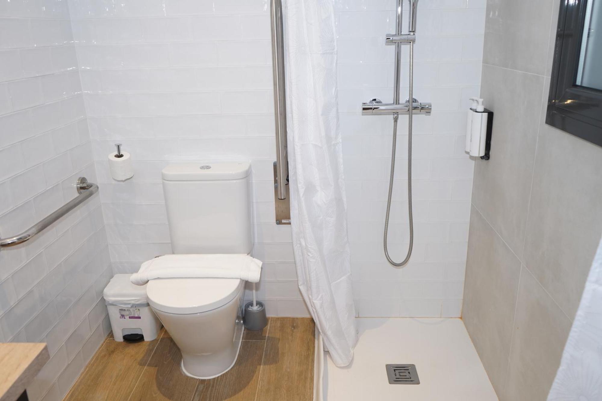 Monturiol Apartaments Barcelona Rom bilde